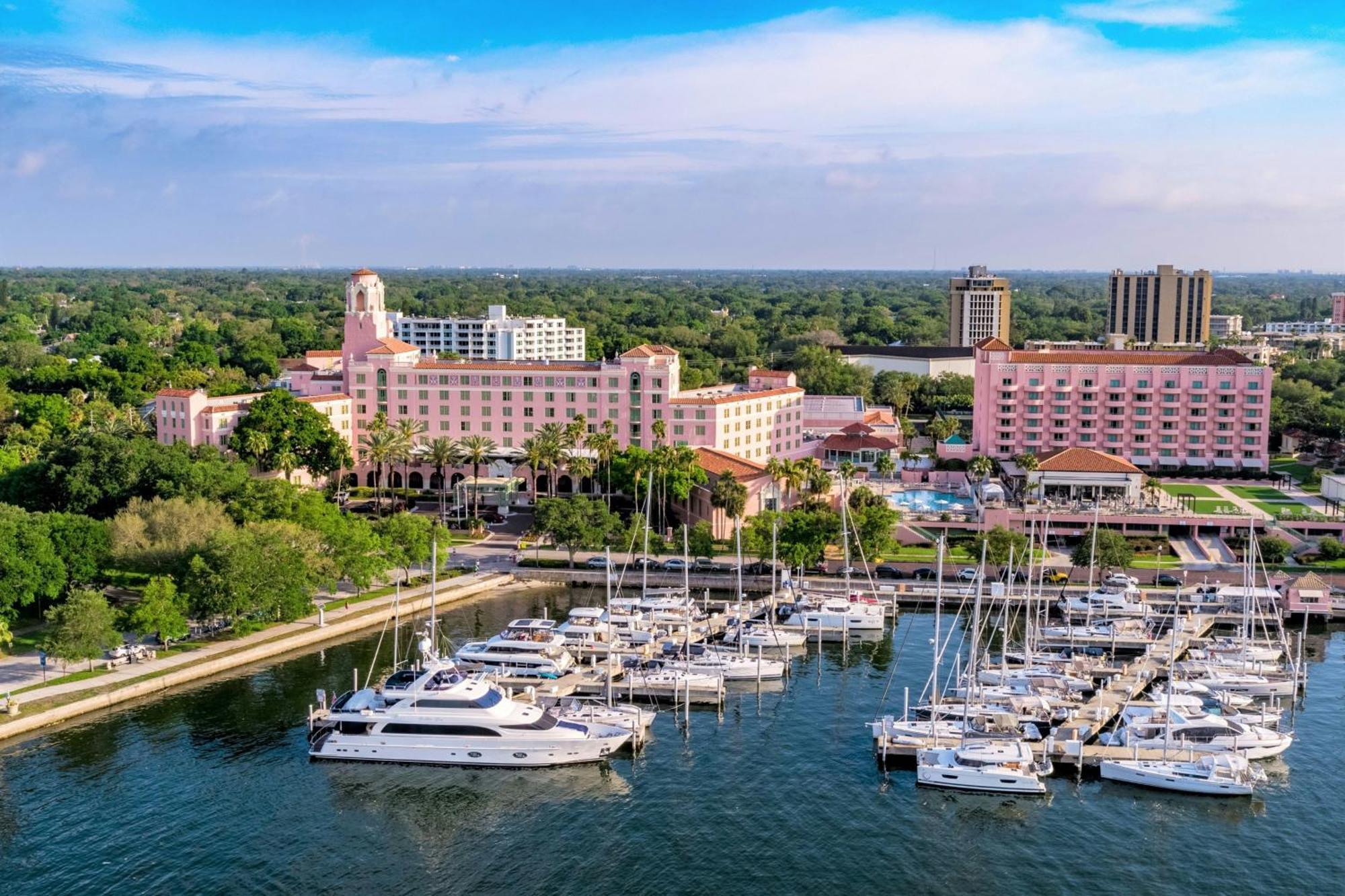 The Vinoy Resort & Golf Club, Autograph Collection St. Petersburg Exterior photo